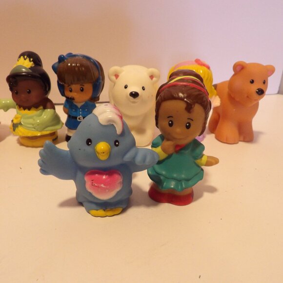 + Fisher Price Little People Lot Of 11 Random People Figures Toys - Picture 4 of 7